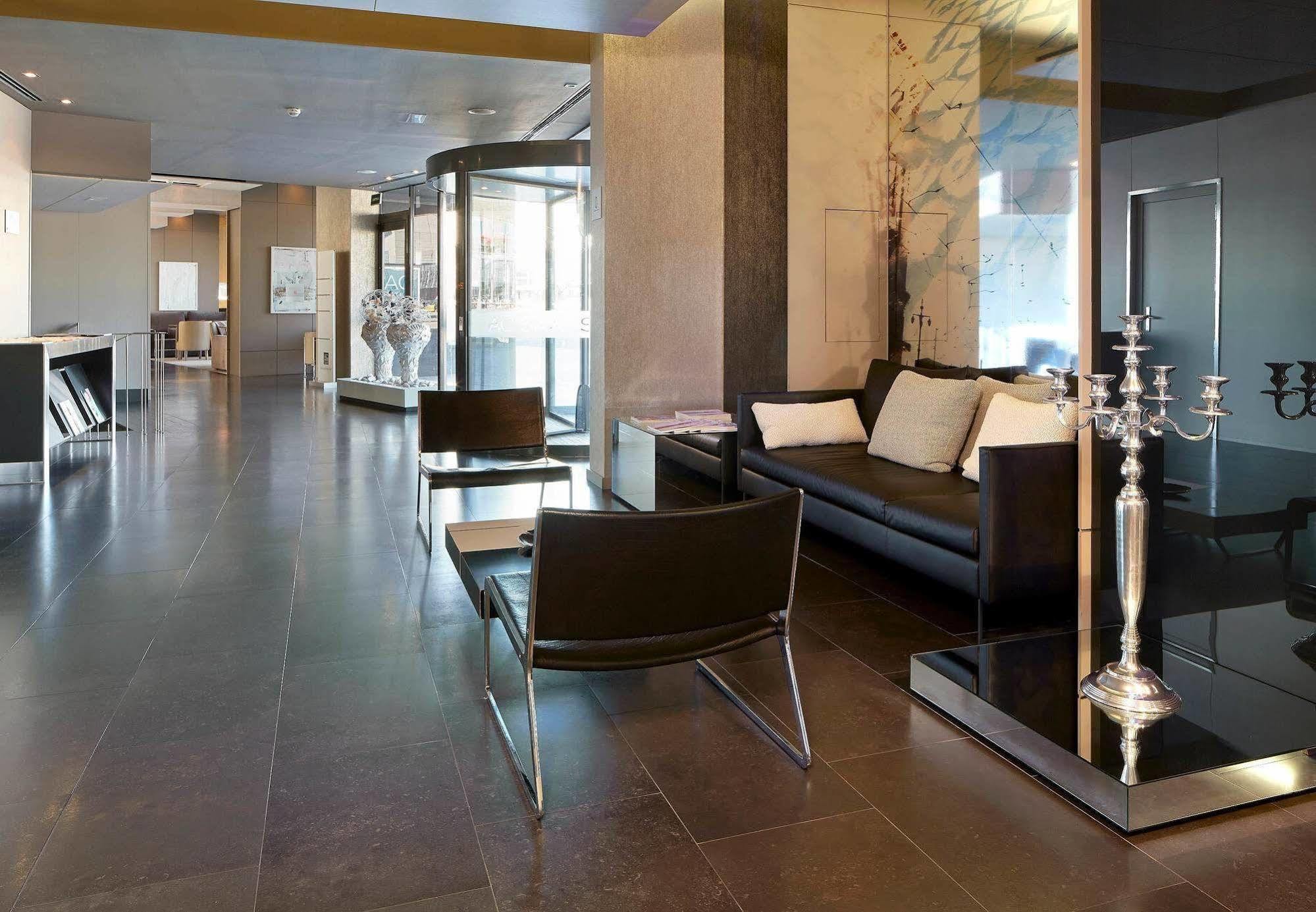 AC Hotel Sants Barcelona Exterior foto